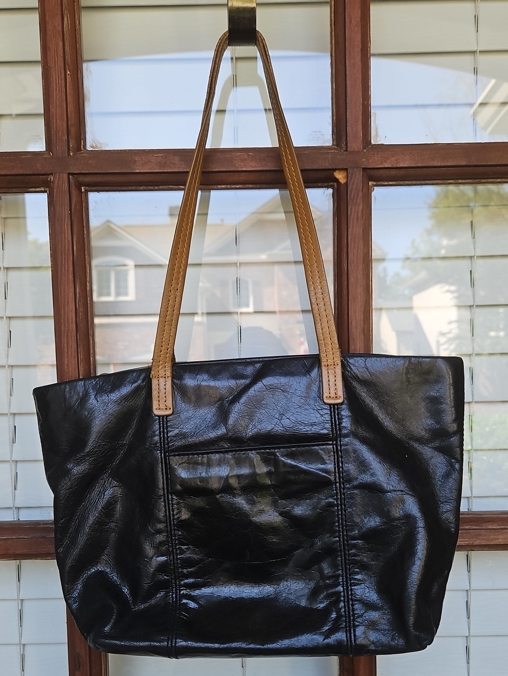 HOBO Black Soft Leather Tote Bag with Tan Handles Exterier Interior Pockets - Picture 1 of 7